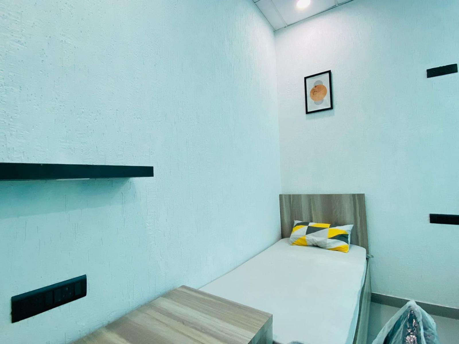 Abuzz Oxfordcaps Imperial Heights Mussoorie Dehradun Hostel Exterior photo